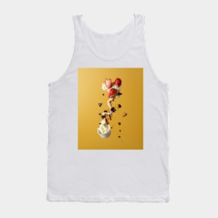 Choco chips strawberry iceberg Tank Top